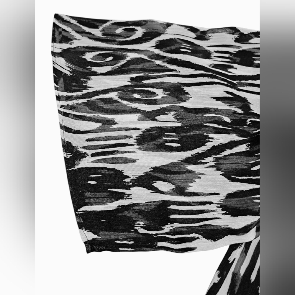 Signature by Larry Levine Black and White Women's Poncho - Picture 4 of 7
